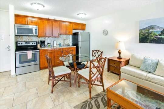 Deluxe Panoramic Mountain View Condo - 37Th Floor, Free Parking & Wifi Condo Honolulu Kültér fotó